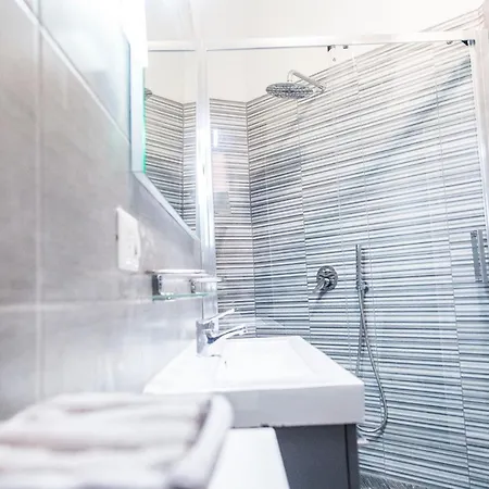 New In The Heart Of Trastevere * Rom
